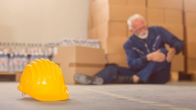 Knee injury attorney | spiro k pistiolas